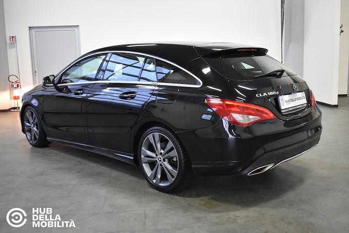 MERCEDES-BENZ CLA 180 d S.W. Automatic Sport